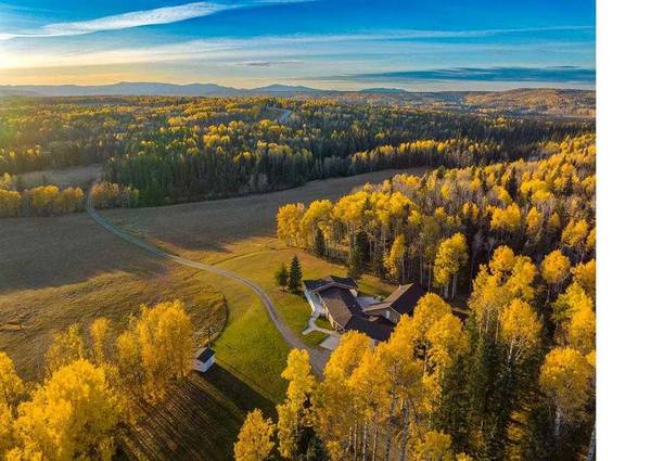 Rural Mountain View County, AB T0M 1X0,33567 Highway 584