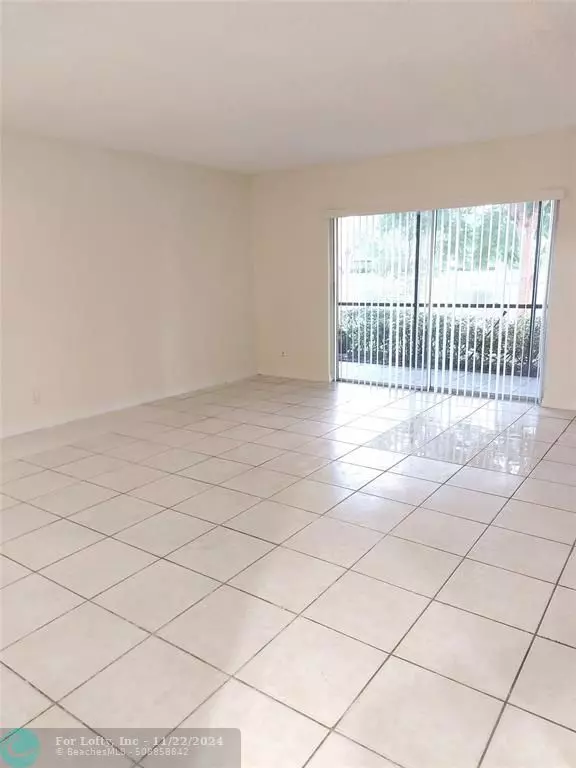 Pompano Beach, FL 33069,409 Gardens Dr  #104