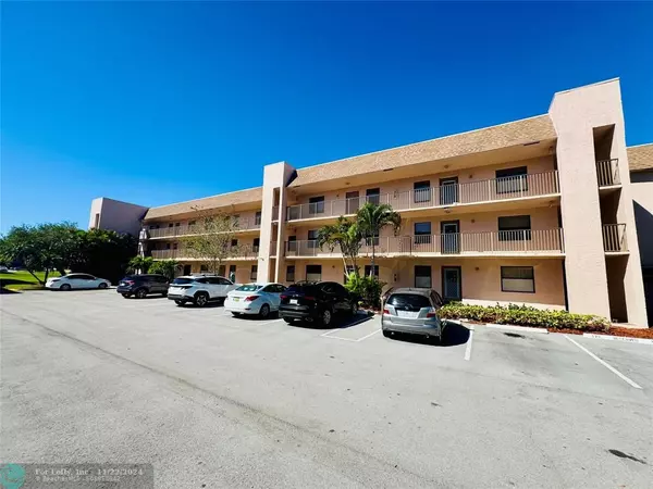 10130 Sunrise Lakes Blvd  #301, Sunrise, FL 33322