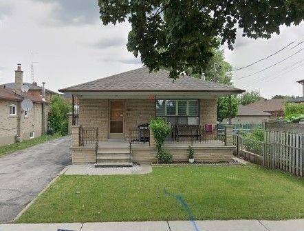 25 Garratt BLVD E, Toronto W05, ON M3K 1S8