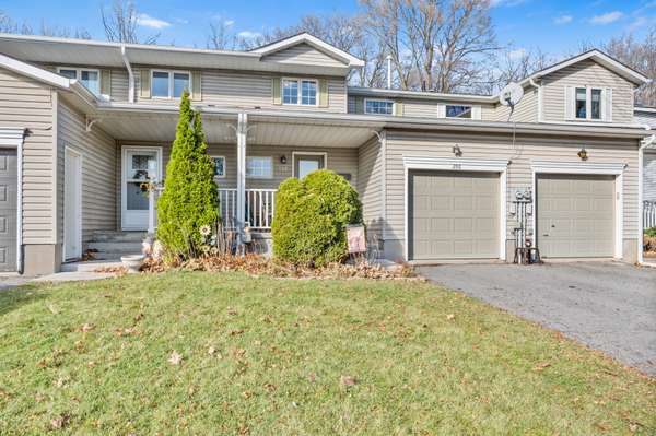 290 Vanguard CT, Kingston, ON K7M 8P9