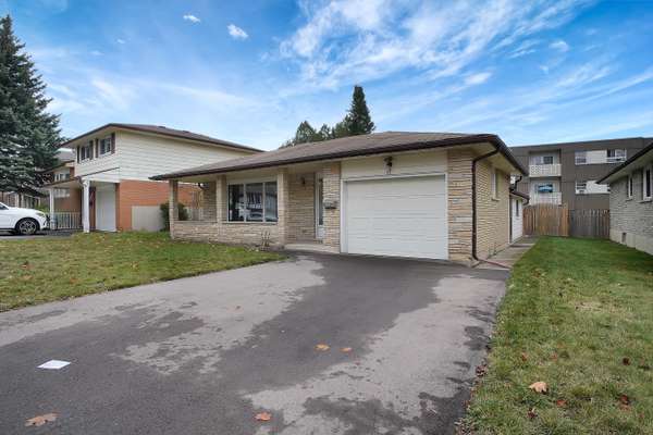 Kitchener, ON N2E 1N5,15 Cherry Hill DR