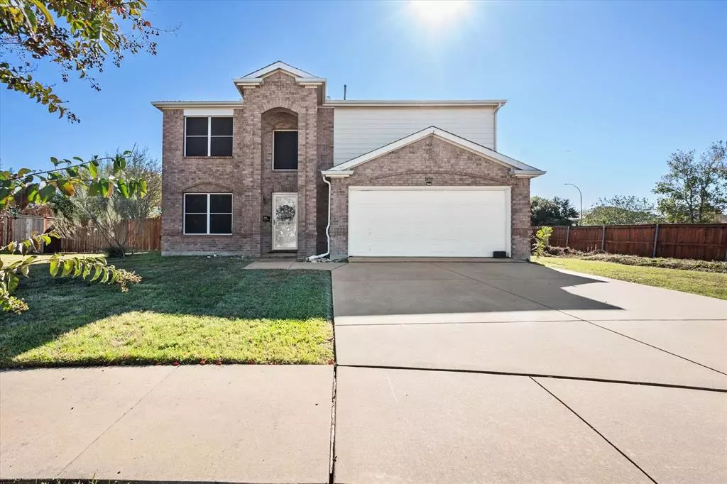 Arlington, TX 76002,1400 Suncrest Court