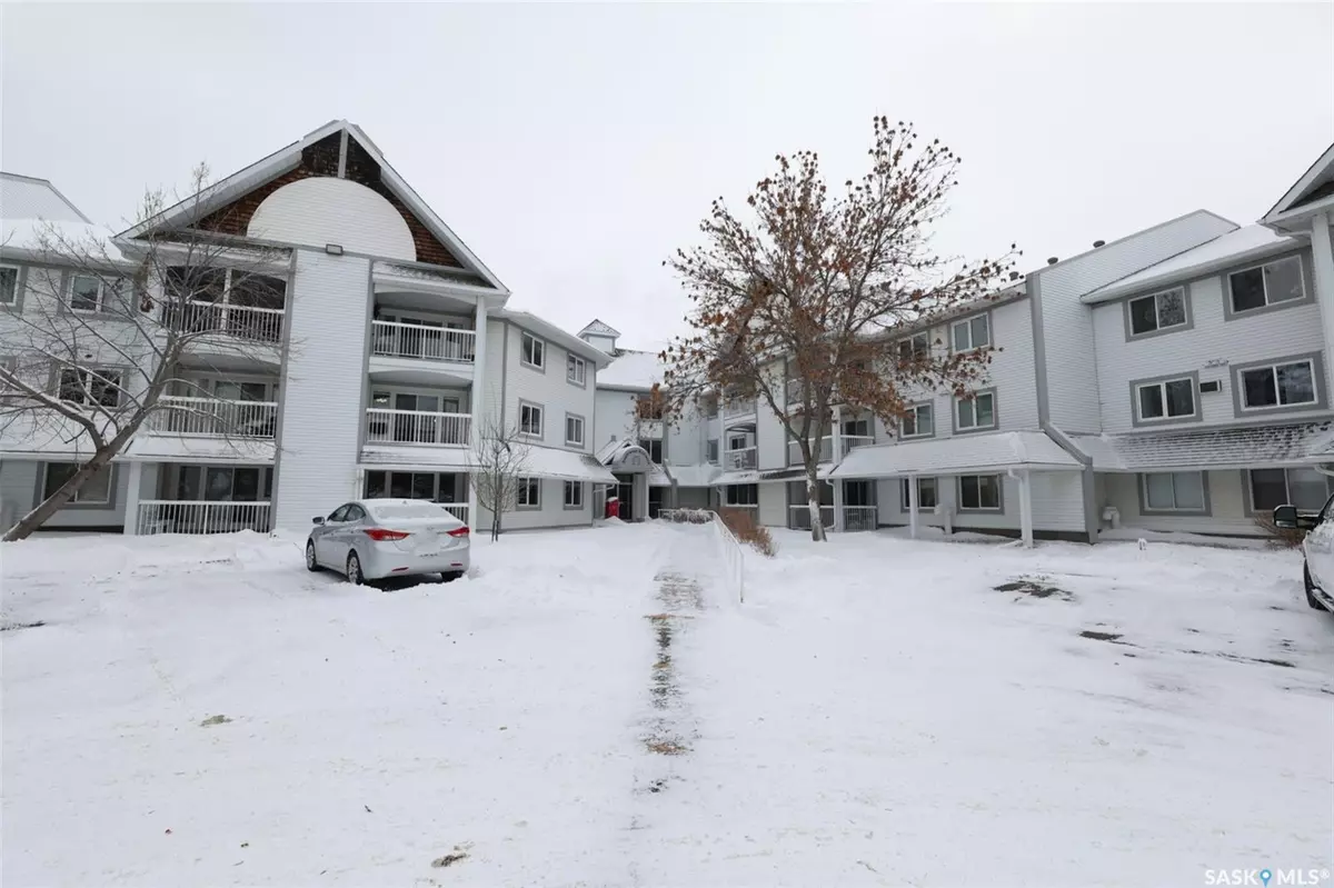 Regina, SK S4V 2P8,960 Assiniboine AVENUE #214