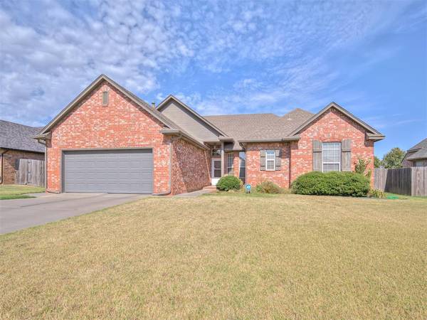 1240 Penny Lane, El Reno, OK 73036