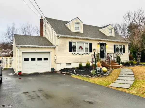 18 Meadow Ln, Mansfield Twp., NJ 07840