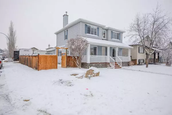 Chestermere, AB T1X 1M2,215 WEST CREEK Close