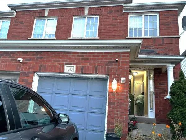 30 Needlewood LN, Brampton, ON L6R 2N3