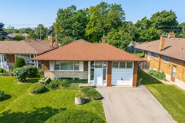 Toronto W09, ON M9P 1L4,23 Laurelwood CRES