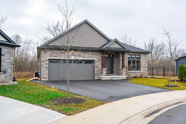 Fort Erie, ON L2A 0E7,1040 KETTLE CT