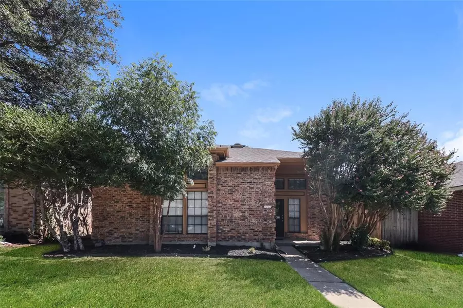 7712 Radford Circle, Plano, TX 75025