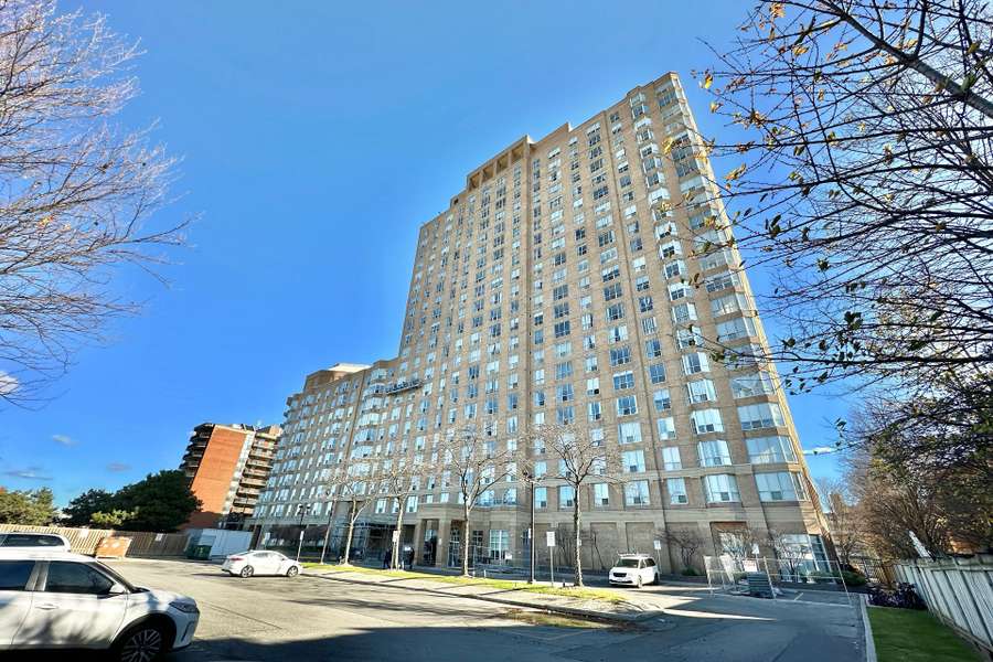 21 Overlea BLVD #708, Toronto C11, ON M4H 1P2