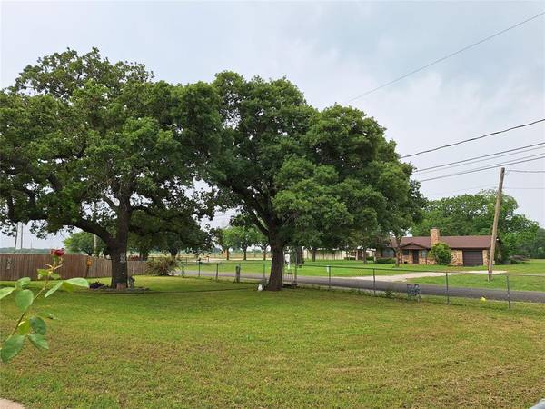 Eastland, TX 76448,425 CR 447