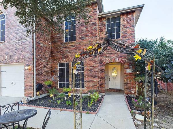 13813 High Mesa Road, Fort Worth, TX 76262