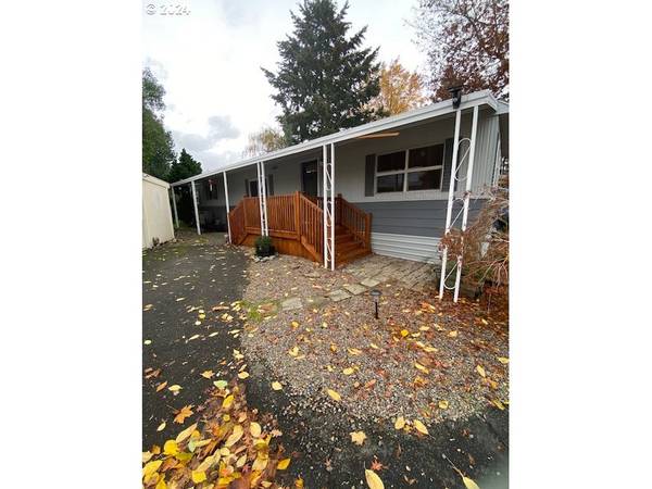 12405 N SOUTH SHORE AVE, Portland, OR 97217