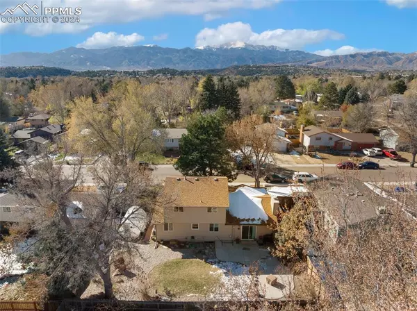 Colorado Springs, CO 80918,4903 Hackamore DR