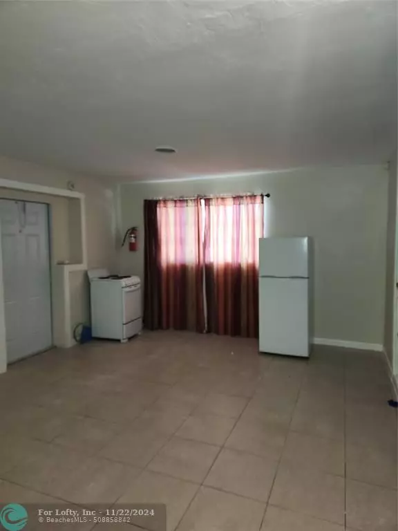 Sunrise, FL 33313,1300 NW 61st Ave  #102