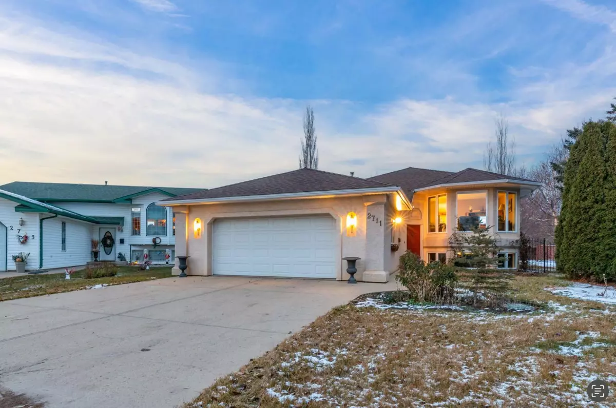 Lloydminster, SK S9V1X2,2711 46 Avenue Close