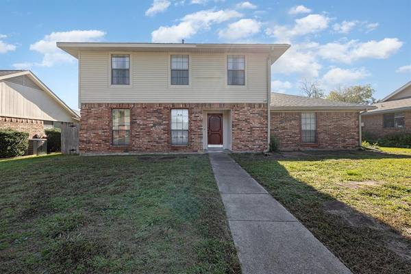 914 Torrance Drive, Garland, TX 75040