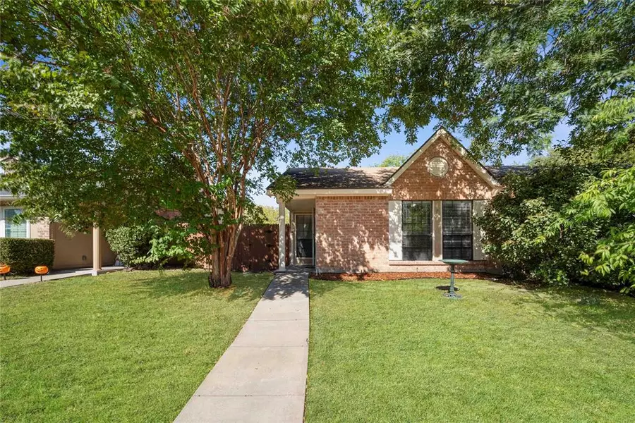 4412 Chapman Street, The Colony, TX 75056