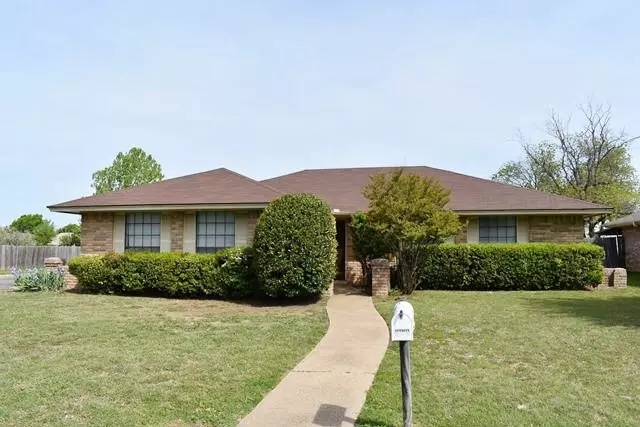 Fort Worth, TX 76133,2724 Highlawn Terrace