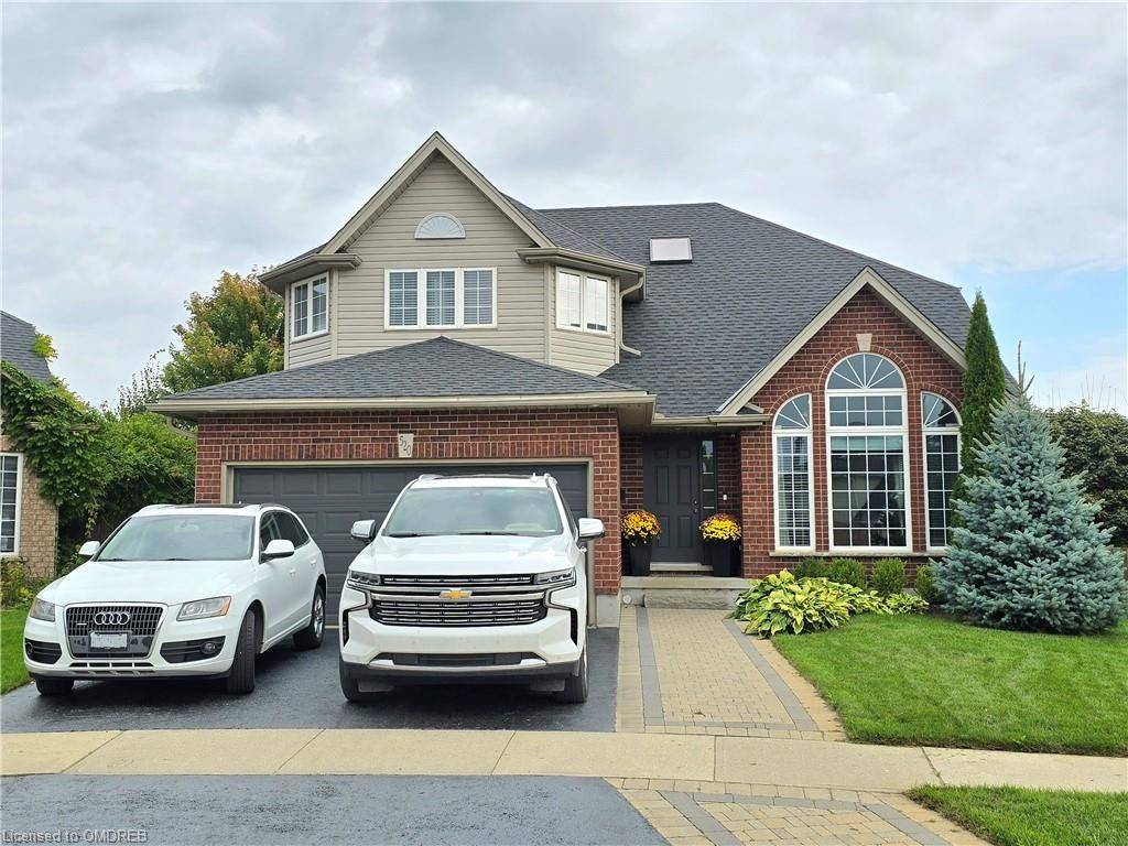 Kitchener, ON N2R 1T3,520 PINE HOLLOW CT