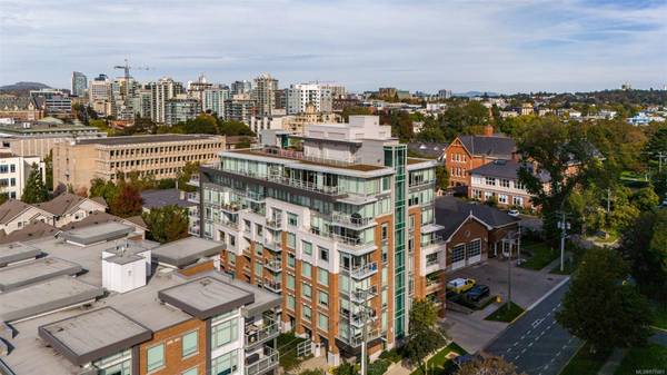 646 Michigan St #506, Victoria, BC V8V 0B7