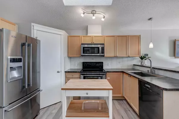 Calgary, AB T3M 0A7,126 Auburn Bay HTS Southeast