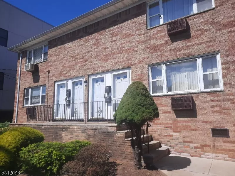 432 Trenton Ave #9, Paterson City, NJ 07503