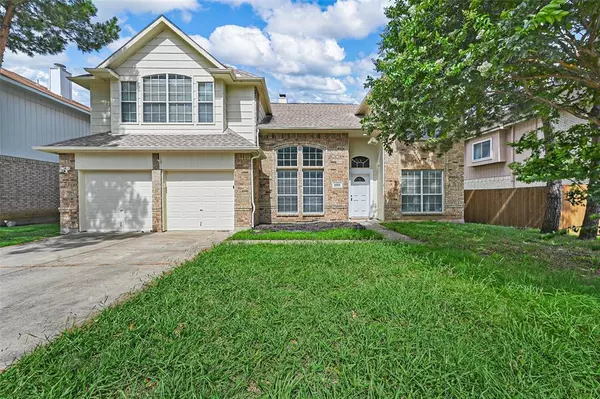 8102 Modesto Drive, Arlington, TX 76001