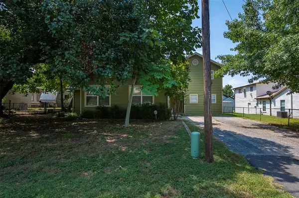 Kennedale, TX 76060,325 W 5th Street