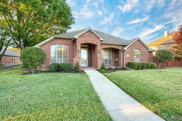 3209 Clearwood Lane, Rowlett, TX 75089