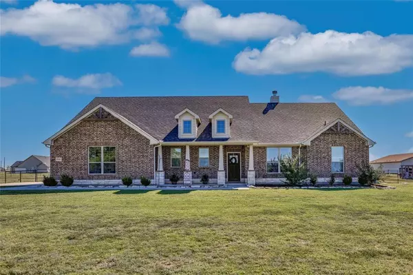 800 Ritchey Road, Valley View, TX 76272