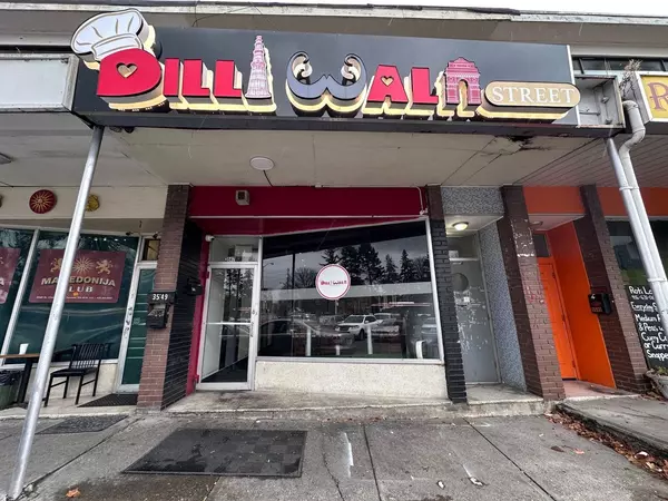 Toronto E04, ON M1K 1L6,3547 St. Clair AVE E