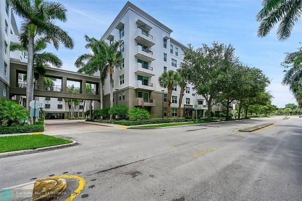 2421 NE 65th St  #2-316, Fort Lauderdale, FL 33308