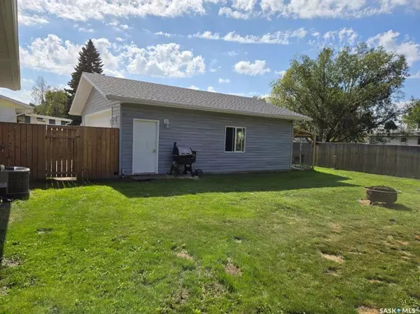 Yorkton, SK S3N 2S4,142 Circlebrooke DRIVE