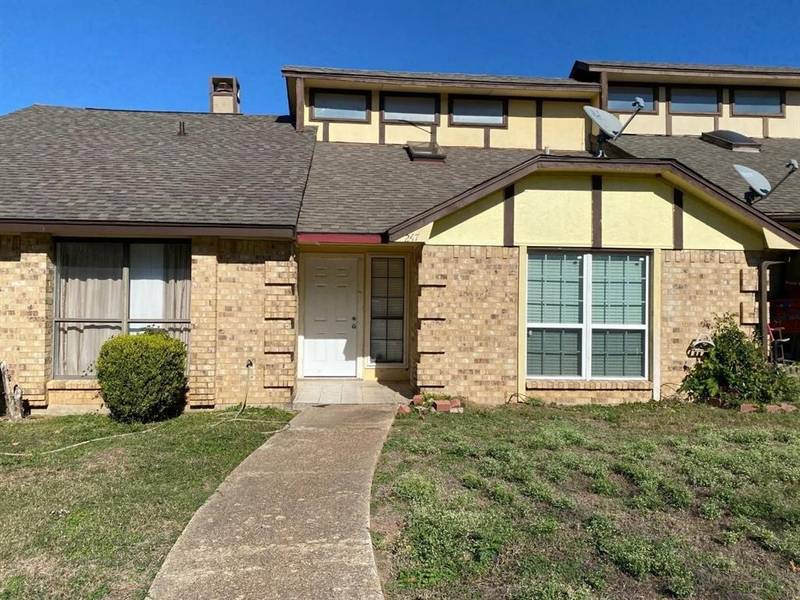 247 Hood Street, Cedar Hill, TX 75104