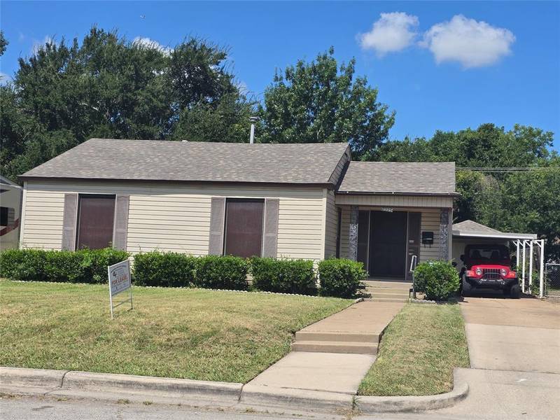 2225 Williams Place, Fort Worth, TX 76111