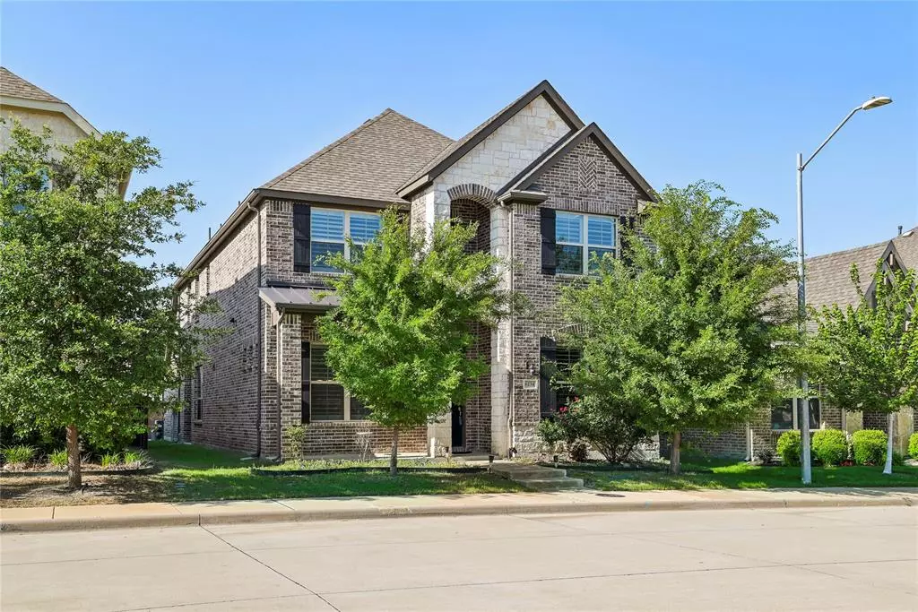 Dallas, TX 75252,8234 Zoysia Lane