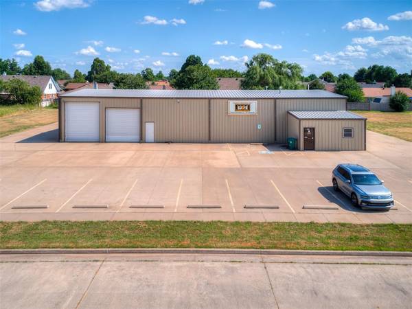 1200 Industrial Drive, Yukon, OK 73036