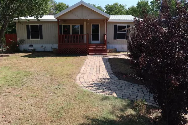 706 Grayson Street,  Nocona,  TX 76255