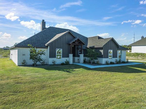 425 Collum View, Azle, TX 76020