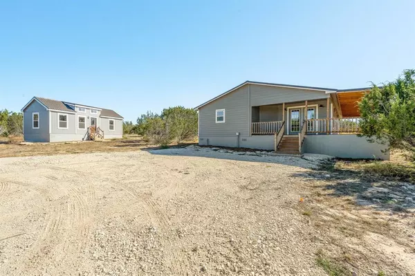 335 Outpost Drive, Stephenville, TX 76401