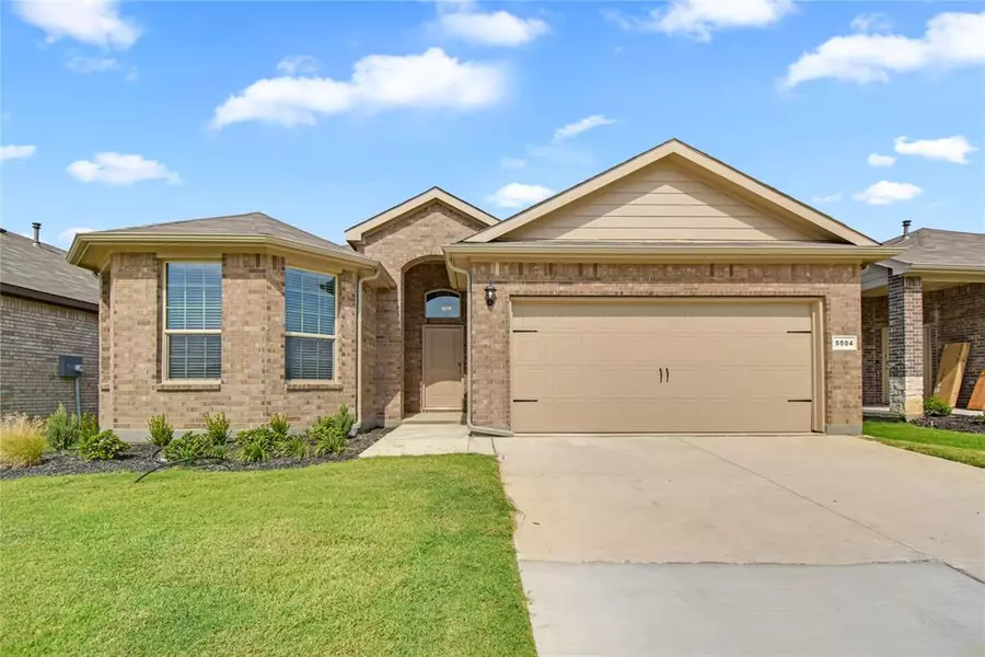 5504 Gold Pond Drive, Fort Worth, TX 76179