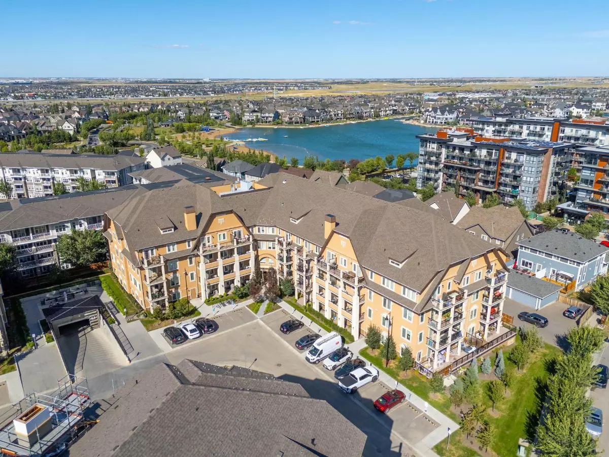 Calgary, AB T3M 3H4,30 Mahogany Mews SE #312