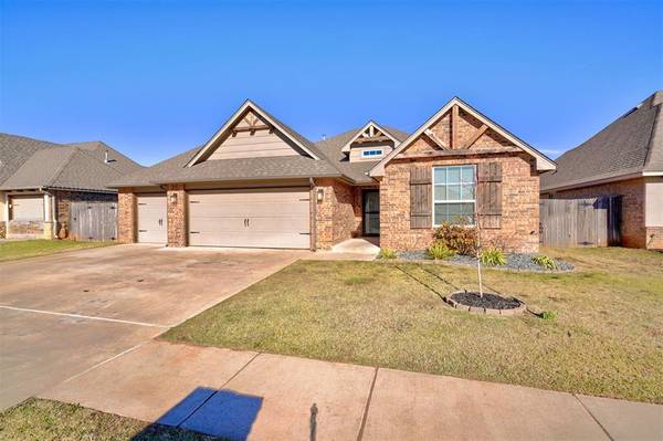 11209 SW 41st Terrace, Mustang, OK 73064