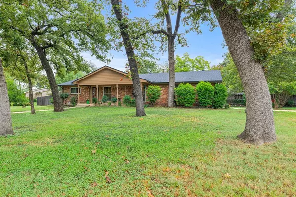 1208 Brookside Drive,  Hurst,  TX 76053