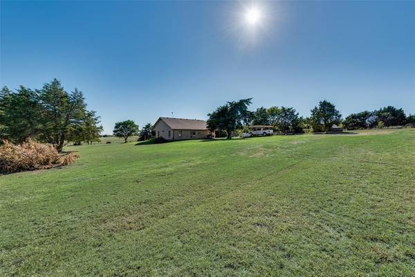 4544 Fm 1446, Waxahachie, TX 75167