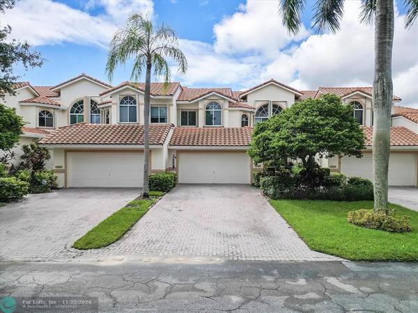 560 W Palm Aire Dr,  Pompano Beach,  FL 33069