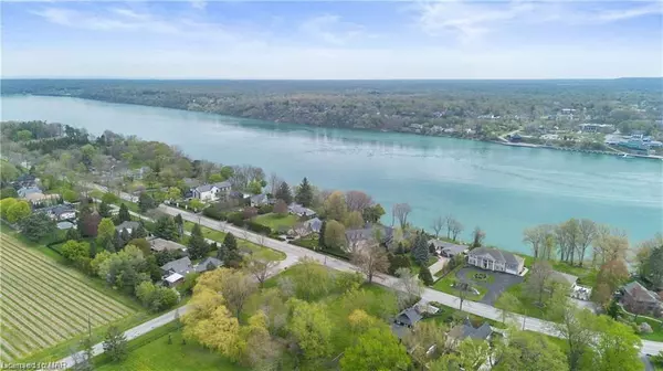 Niagara-on-the-lake, ON L0S 1J0,14662 NIAGARA RIVER Pkwy